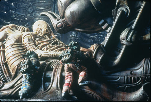 Ridley Scott avslöjar äntligen detaljer om de nya Alien-filmerna
