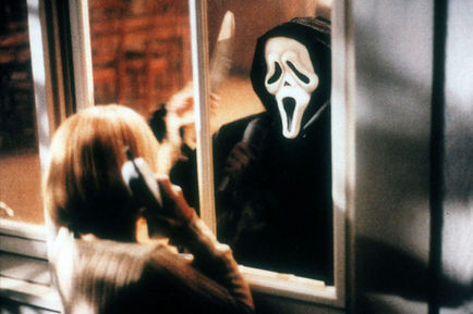Scream 4 får draghjälp av Shenae Grimes och Lucy Hale