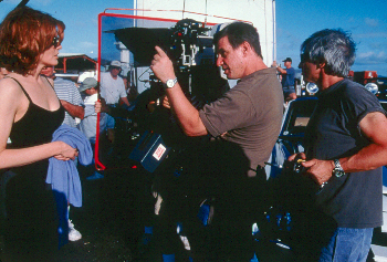 John McTiernan regisserar thrillern Shrapnel